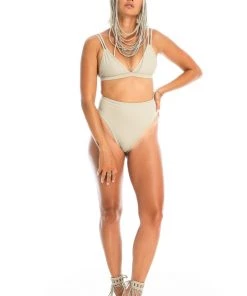 Ladee Taha OCEAN BOTTOMS | Nude